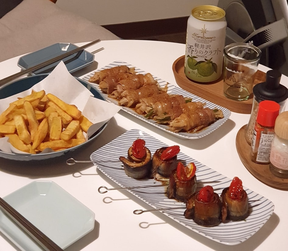 《看日劇學料理》味噌紫蘇豬肉捲 ◆ 黑心居酒屋 1 味噌紫蘇豬肉捲